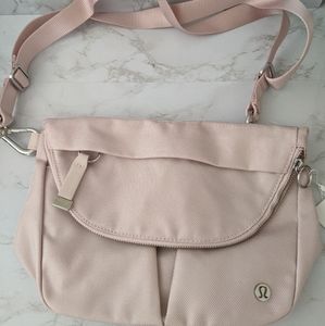 Lululemon All Night Festival Bag Pink One Size